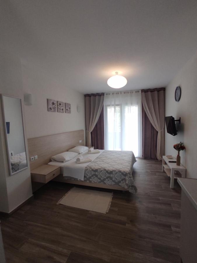 Royals Apartments Nikiti  Exteriér fotografie