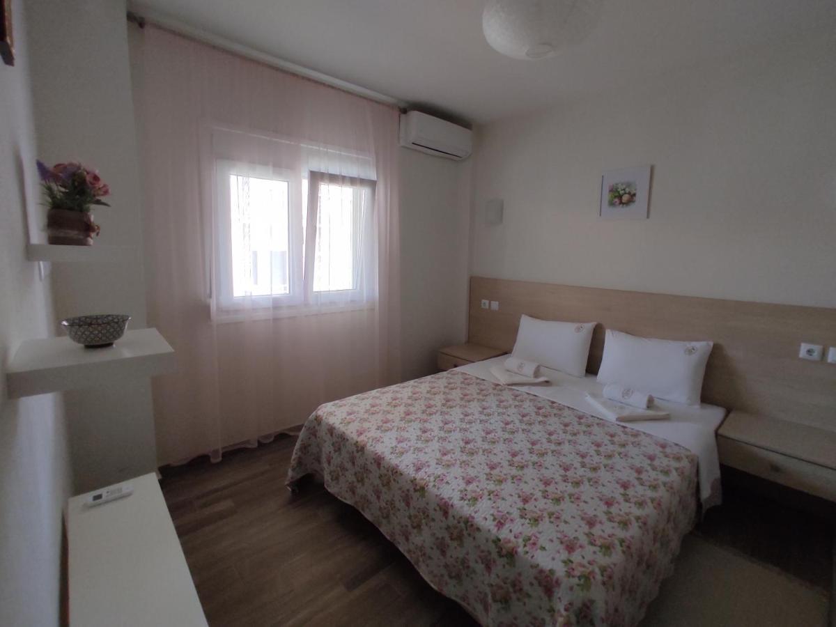 Royals Apartments Nikiti  Exteriér fotografie